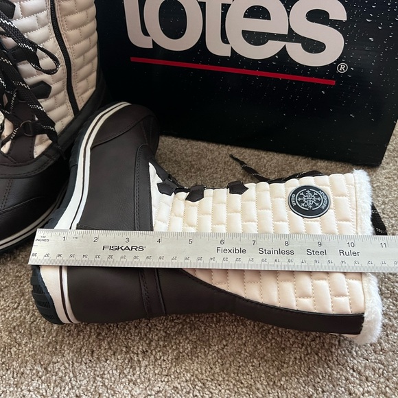 Totes Snow Boots Ladies Size 9M - Picture 5 of 7